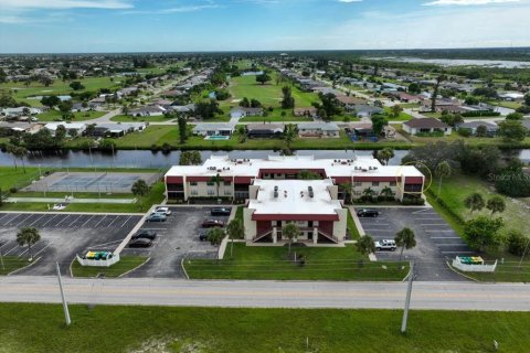 Купить кондоминиум в Ротонда, Флорида 6 комнат, 103.86м2, № 1909531 - фото 5