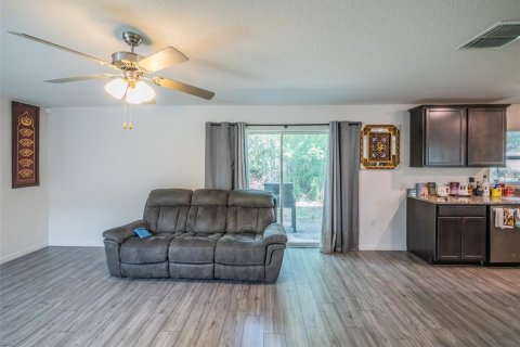 Villa ou maison à vendre à Tavares, Floride: 3 chambres, 159.42 m2 № 1797428 - photo 10