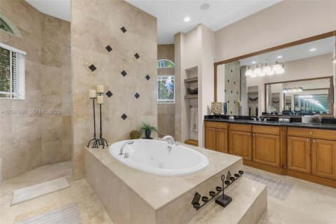 Villa ou maison à vendre à Davie, Floride: 6 chambres, 524.99 m2 № 2394541 - photo 30