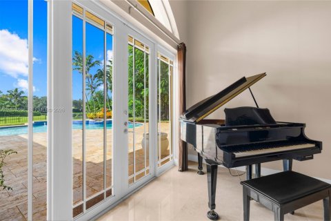 Villa ou maison à vendre à Davie, Floride: 6 chambres, 524.99 m2 № 2394541 - photo 11