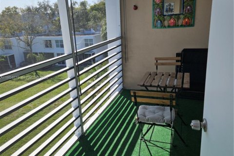 Купить кондоминиум в Дейви, Флорида 1 спальня, 60.76м2, № 2008452 - фото 17