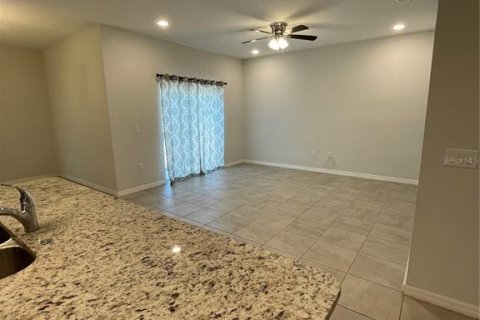 Casa en alquiler en Leesburg, Florida, 3 dormitorios, 149.29 m2 № 1675727 - foto 10