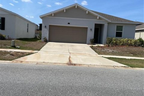 Casa en alquiler en Leesburg, Florida, 3 dormitorios, 149.29 m2 № 1675727 - foto 1