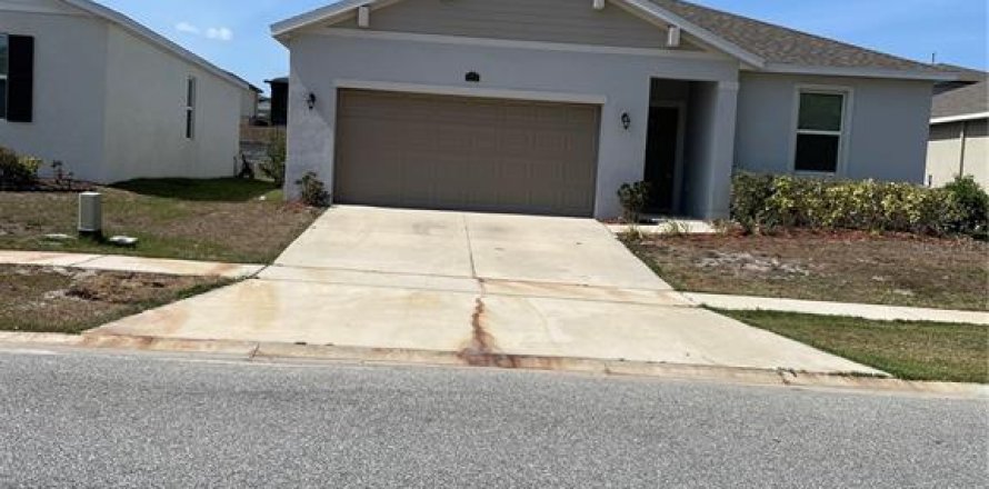 Villa ou maison à Leesburg, Floride 3 chambres, 149.29 m2 № 1675727