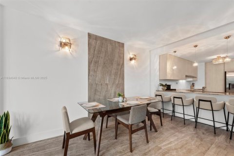 Copropriété à louer à Miami Beach, Floride: 70.61 m2 № 1310841 - photo 8