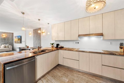 Copropriété à louer à Miami Beach, Floride: 70.61 m2 № 1310841 - photo 13