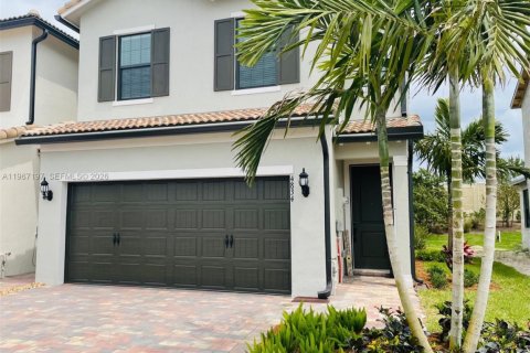 Touwnhouse à vendre à Lake Worth, Floride: 3 chambres, 176.05 m2 № 2081374 - photo 2