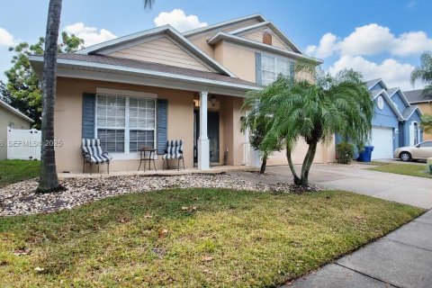 House in Orlando, Florida 4 bedrooms № 1988845