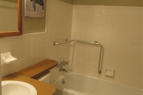Condo in Clearwater, Florida, 2 bedrooms  № 2218090 - photo 23