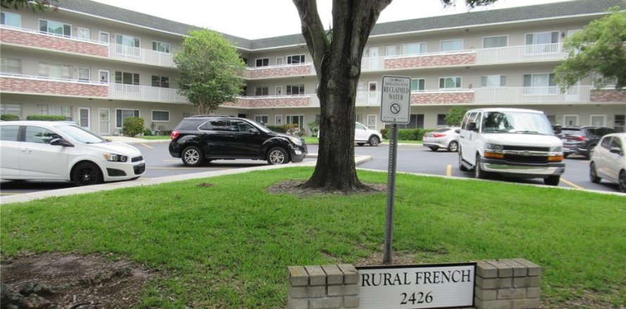 Condo in Clearwater, Florida, 2 bedrooms  № 2218090