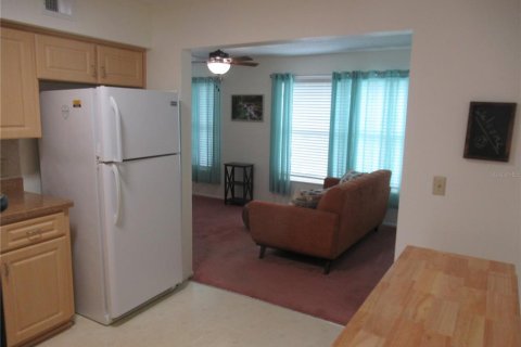 Condo in Clearwater, Florida, 2 bedrooms  № 2218090 - photo 10