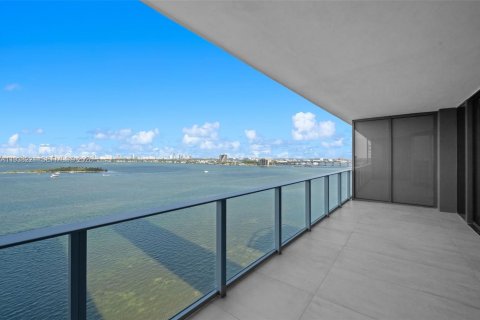 Appartement à louer à Miami, Floride: 2 chambres, 141.49 m2 № 1995951 - photo 28