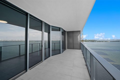 Appartement à louer à Miami, Floride: 2 chambres, 141.49 m2 № 1995951 - photo 27