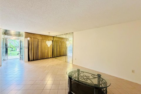 Copropriété à vendre à Miami, Floride: 2 chambres, 130.06 m2 № 2384638 - photo 8
