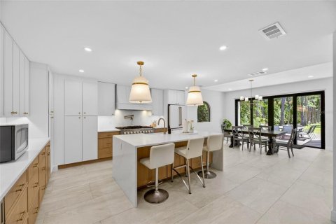 Купить виллу или дом в Лутц, Флорида 9 комнат, 412.11м2, № 2234805 - фото 11