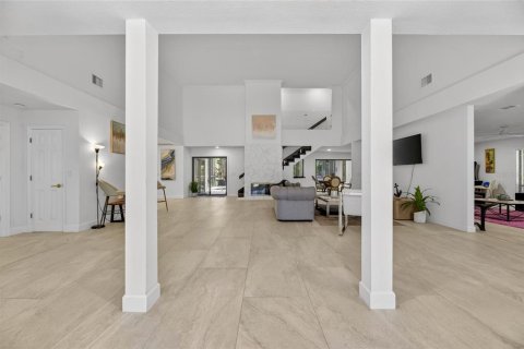 Купить виллу или дом в Лутц, Флорида 9 комнат, 412.11м2, № 2234805 - фото 10
