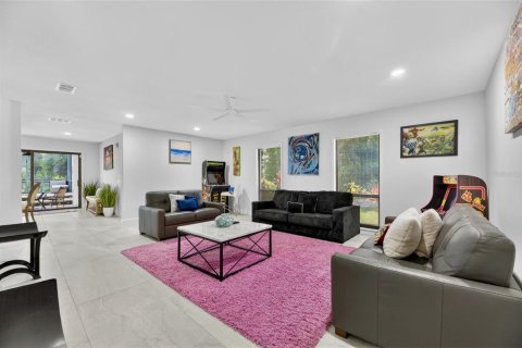 Купить виллу или дом в Лутц, Флорида 9 комнат, 412.11м2, № 2234805 - фото 20