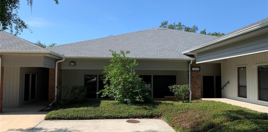 Immobilier commercial à Ocala, Floride 406.26 m2 № 1796535