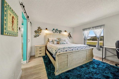 Condo in Ormond Beach, Florida, 2 bedrooms № 2109340 - photo 15