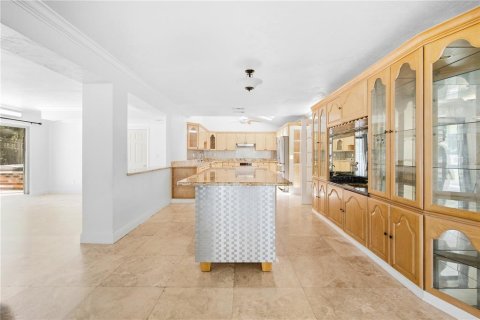 Villa ou maison à louer à Daytona Beach, Floride: 5 chambres, 343.55 m2 № 2385868 - photo 23