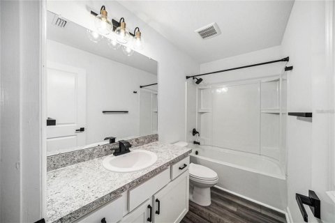 Casa en alquiler en Zephyrhills, Florida, 3 dormitorios, 169.64 m2 № 1918205 - foto 22