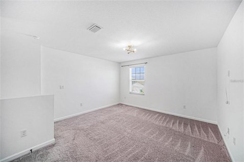 Casa en alquiler en Zephyrhills, Florida, 3 dormitorios, 169.64 m2 № 1918205 - foto 8