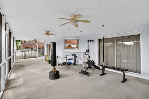 Villa ou maison à vendre à Tamarac, Floride: 3 chambres, 206.71 m2 № 1895882 - photo 16