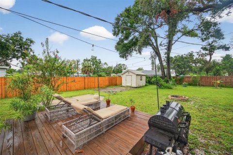 House in Bradenton, Florida 2 bedrooms, 138.24 sq.m. № 1918530 - photo 24