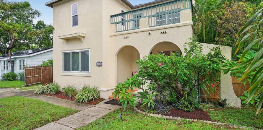 Casa en Bradenton, Florida 2 dormitorios, 138.24 m2 № 1918530