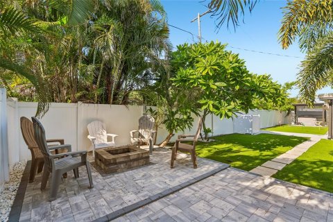Villa ou maison à vendre à Seminole, Floride: 4 chambres, 166.67 m2 № 2399502 - photo 19