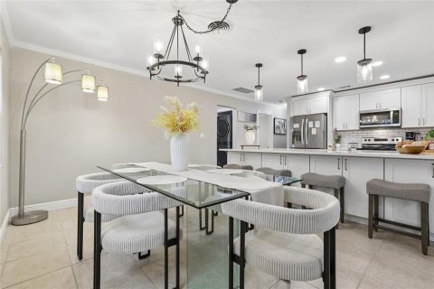 Villa ou maison à vendre à Seminole, Floride: 4 chambres, 166.67 m2 № 2399502 - photo 9