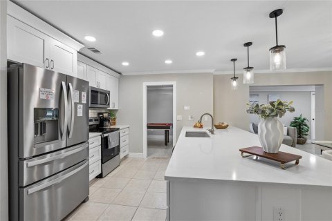 Villa ou maison à vendre à Seminole, Floride: 4 chambres, 166.67 m2 № 2399502 - photo 15