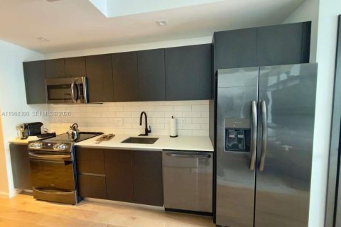 Купить кондоминиум в Майами, Флорида 33.17м2, № 2030272 - фото 7