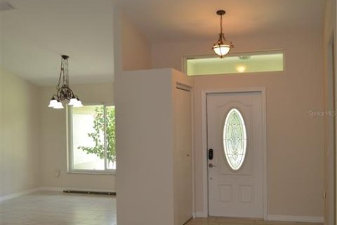 Villa ou maison à vendre à North Port, Floride: 3 chambres, 184.97 m2 № 2150859 - photo 5