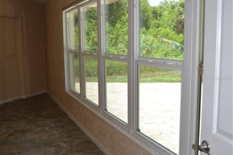 Villa ou maison à vendre à North Port, Floride: 3 chambres, 184.97 m2 № 2150859 - photo 28