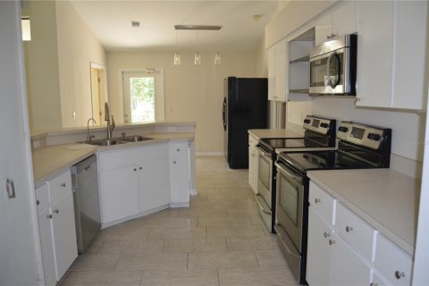 Villa ou maison à vendre à North Port, Floride: 3 chambres, 184.97 m2 № 2150859 - photo 15