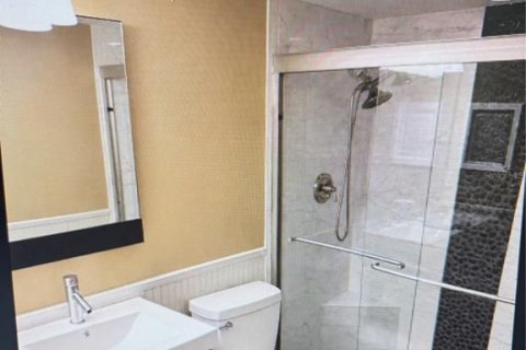 Copropriété à louer à Bradenton, Floride: 3 chambres, 147.9 m2 № 2385622 - photo 9