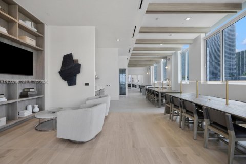 Apartment in Miami, Florida 1 bedroom, 65.96 sq.m. № 2077989 - photo 11