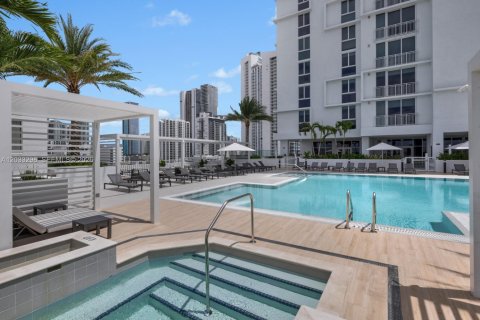 Apartment in Miami, Florida 1 bedroom, 65.96 sq.m. № 2077989 - photo 14