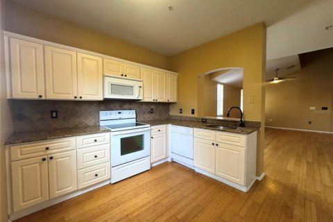 Condo in Lake Mary, Florida, 1 bedroom  № 1909732 - photo 8