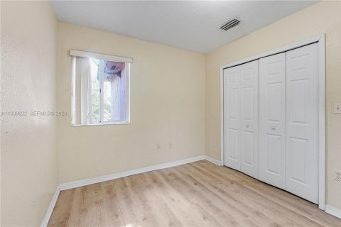 Adosado en venta en Florida City, Florida, 4 dormitorios, 167.13 m2 № 1996315 - foto 10