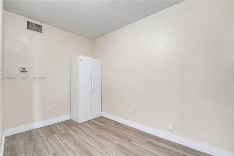 Adosado en venta en Florida City, Florida, 4 dormitorios, 167.13 m2 № 1996315 - foto 14