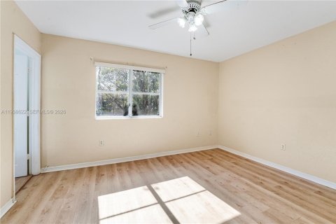 Adosado en venta en Florida City, Florida, 4 dormitorios, 167.13 m2 № 1996315 - foto 6