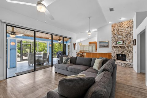 Купить виллу или дом в Стьюарт, Флорида 3 комнаты, 132.29м2, № 2321814 - фото 13