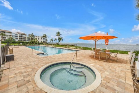 Copropriété à vendre à Saint Petersburg, Floride: 2 chambres, 140.84 m2 № 2405542 - photo 6