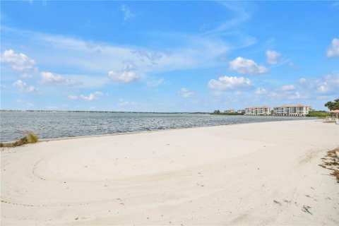 Copropriété à vendre à Saint Petersburg, Floride: 2 chambres, 140.84 m2 № 2405542 - photo 7