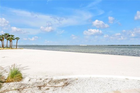 Copropriété à vendre à Saint Petersburg, Floride: 2 chambres, 140.84 m2 № 2405542 - photo 8