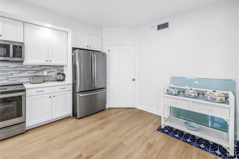 Copropriété à vendre à Saint Petersburg, Floride: 2 chambres, 140.84 m2 № 2405542 - photo 18