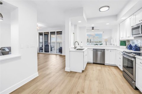 Copropriété à vendre à Saint Petersburg, Floride: 2 chambres, 140.84 m2 № 2405542 - photo 20