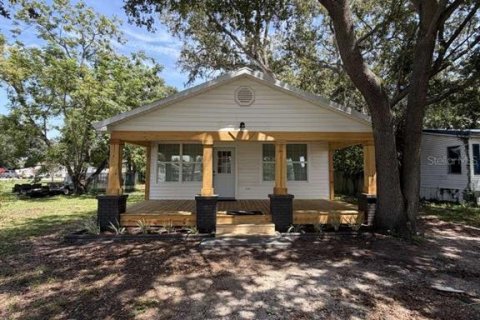 House in Gibsonton, Florida 3 bedrooms, 102.56 sq.m. № 2318361 - photo 2